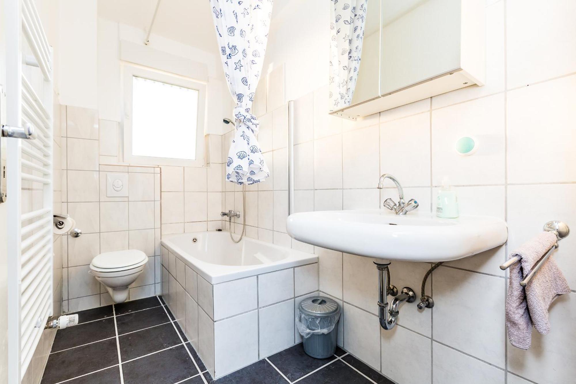 Ferienwohnung Koeln Stammheim エクステリア 写真